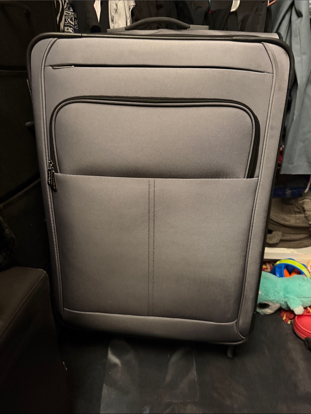 Men's Gray Upright Roller Suitcase With Front Pocket